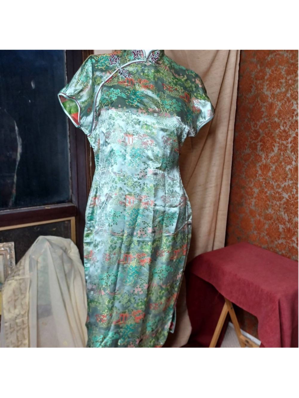 1970s Peony Brand Chinese Robe/Dress